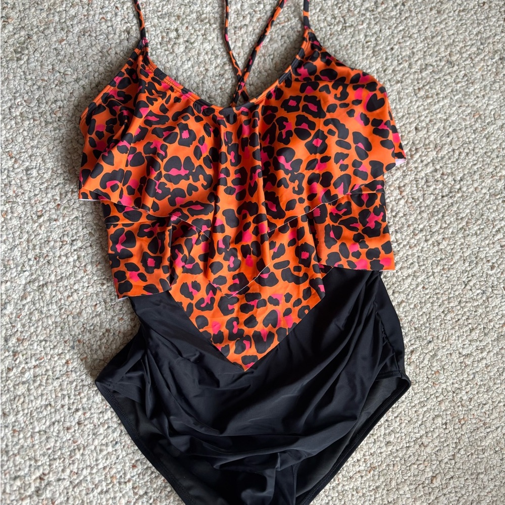 Leopard Print Ruffled Swimsuit